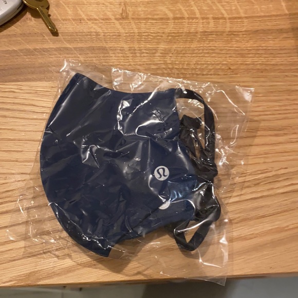 Lululemon Face Mask